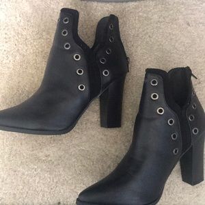 Black heeled ankle boots size 10